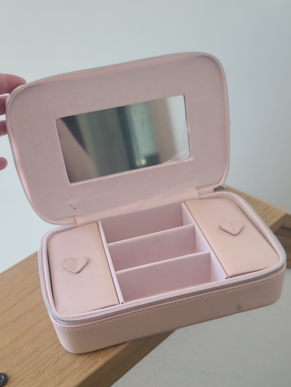 Double-Compartment Pink Cosmetic Jewelry Case